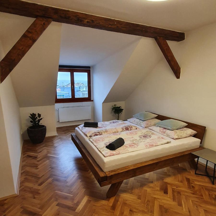 Prague Castle View Apartment Exterior foto
